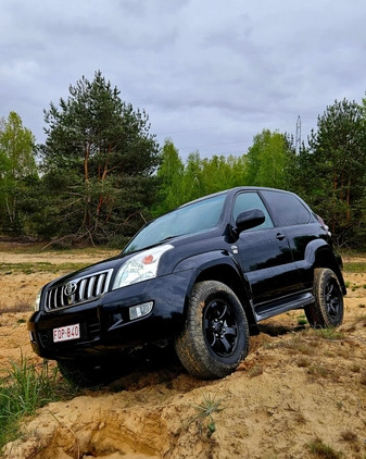 Toyota Land Cruiser cena 44000 przebieg: 277000, rok produkcji 2007 z Toruń małe 301